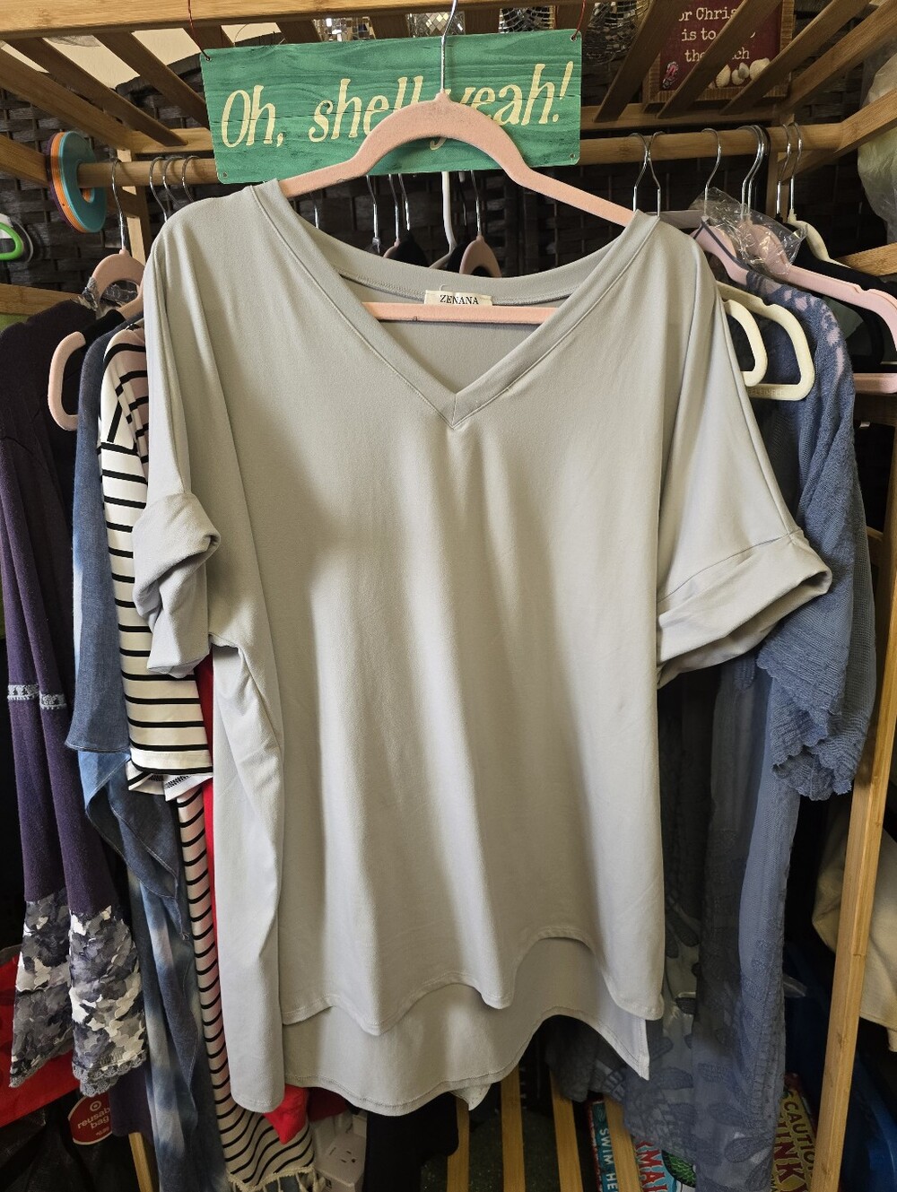 #0673 1X ZENANA Lt Grey V-Neck Top Cuffed Sleeves Buttery Soft Side Slits 27"PTP